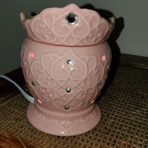 Tiara Scentsy Warmer retired